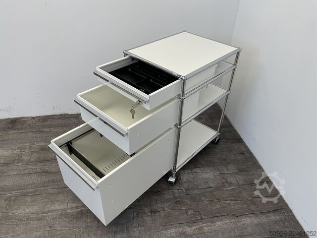 Arredamento per ufficio Designermöbel office furniture USM Haller, Vitra, Menu, table chairs