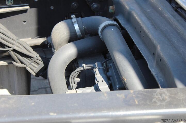 Standard nyergesvontató MAN TGX 18.500 E6 XXL  Retarder Kühlbox Navi 2Tanks