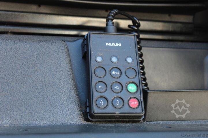 Standard nyergesvontató MAN TGX 18.500 E6 XXL  Retarder Kühlbox Navi 2Tanks