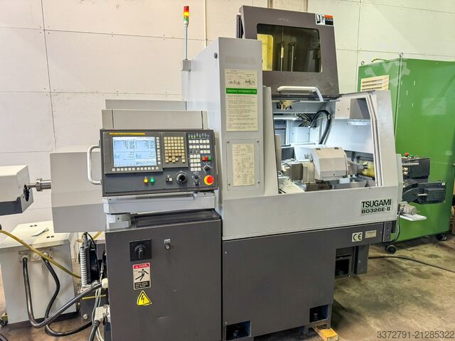 Tokarka CNC typu szwajcarskiego Tsugami B0326E-II