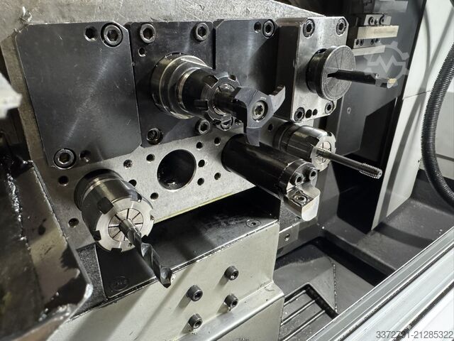 Tokarka CNC typu szwajcarskiego Tsugami B0326E-II