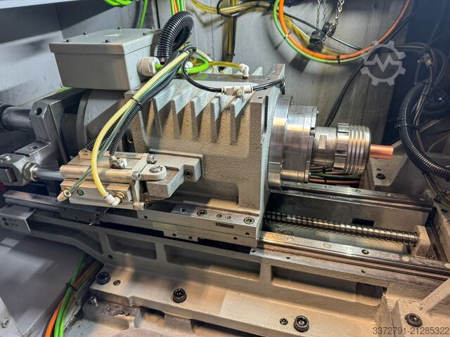 Tokarka CNC typu szwajcarskiego Tsugami B0326E-II