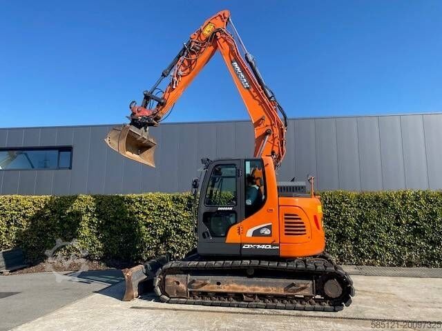 Rupsgraafmachine Doosan DX140 LCR-5