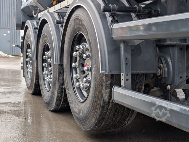 Kippers oplegger STAS 55 cbm HardoX, MIETEN?