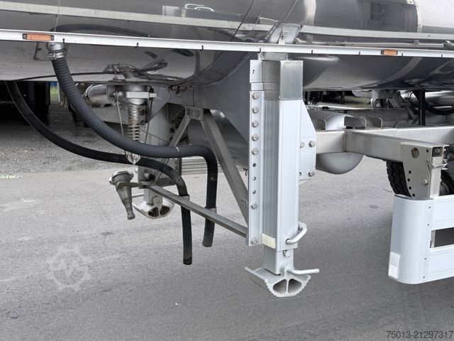 Ημιρυμουλκούμενο βυτιοφόρο  Gülle 32 cbm, Ladearm, Beschleuniger