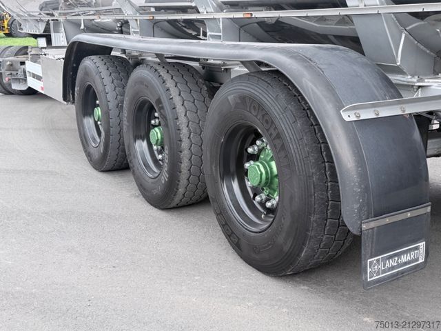 Ημιρυμουλκούμενο βυτιοφόρο  Gülle 32 cbm, Ladearm, Beschleuniger