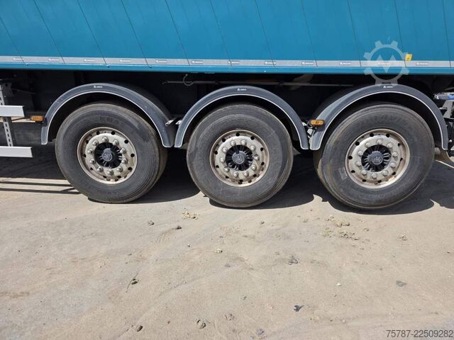 Naczepa wywrotka WIELTON ca 49 cbm Getreidekipper Unfall mit Kornschieber