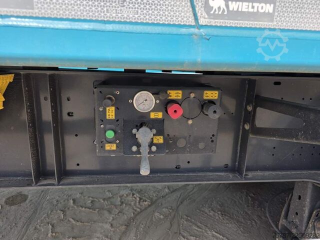 Naczepa wywrotka WIELTON ca 49 cbm Getreidekipper Unfall mit Kornschieber