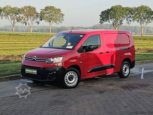 Bakwagen CITROEN BERLINGO 1.4 XL 130 AUT.  34 dkm.