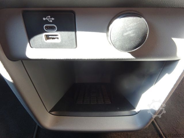 Karavan/obytný vůz FORD Nugget 170PS Autm. Navi Markise Neues Modell