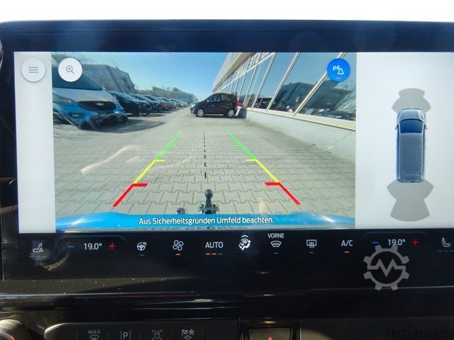 Karavan/obytný vůz FORD Nugget 170PS Autm. Navi Markise Neues Modell