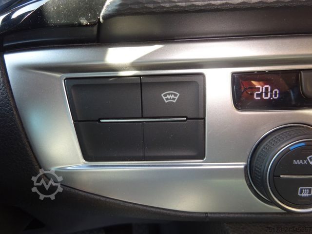 Karavan/obytný vůz VOLKSWAGEN California T6.1 DSG 4MOTION Beach Camper Edition