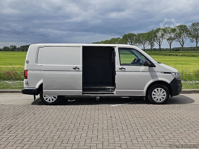 Kombi med högt tak VW TRANSPORTER 2.0 TDI T6.1 L2H1 Automaat!