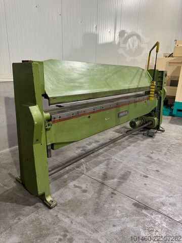 Zwenkbuigmachine vouwbank HERA UM II