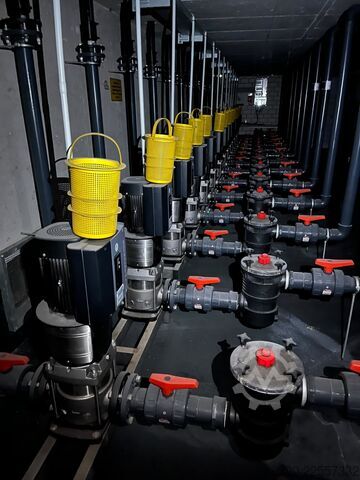 Partij pompen en omgekeerde osmose-installatie Grundfos CRNE 32-1-1 A-F-G-E-HQQE