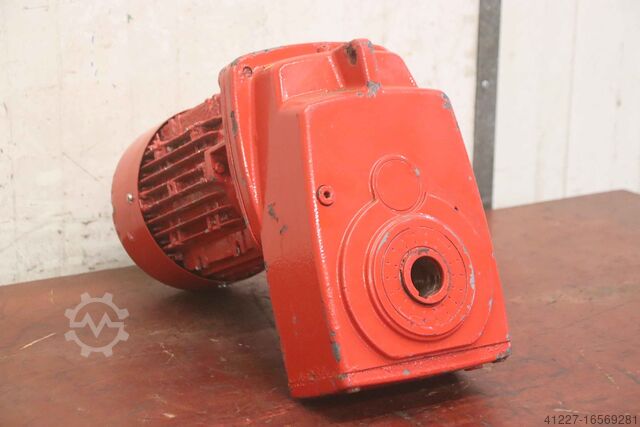 Motorreductor 2,2 kW 144 rpm Nord SK 2282A-100 LP/4 TF