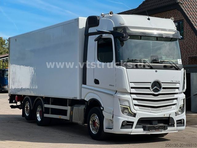 Box truck MERCEDES-BENZ Actros 2553 MP5 6x2 Lenk-/Lift Koffer mit LBW