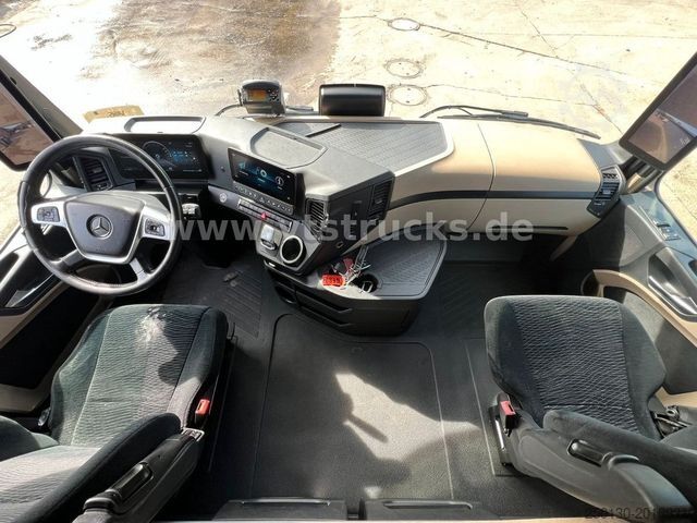 Box truck MERCEDES-BENZ Actros 2553 MP5 6x2 Lenk-/Lift Koffer mit LBW