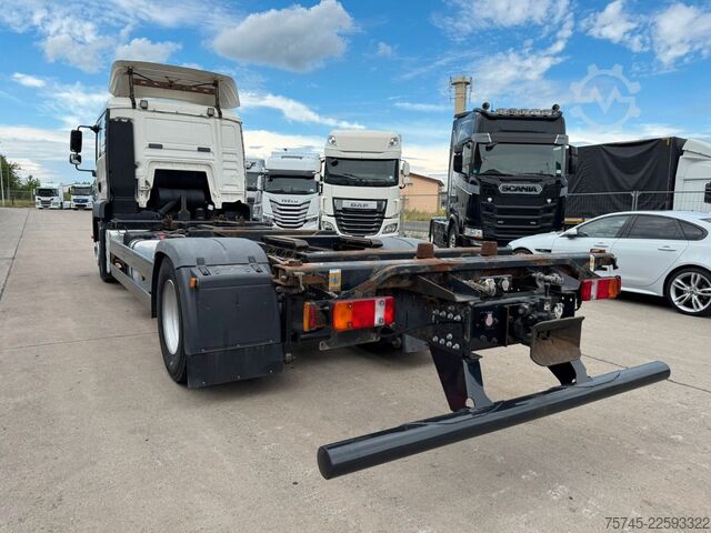 Autocamion cu caroserie interschimbabilă MAN TGA 18.350 * ANALOG-TACHO * WENIG KM * GEPFLEGT