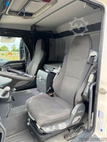 Autocamion cu caroserie interschimbabilă MAN TGA 18.350 * ANALOG-TACHO * WENIG KM * GEPFLEGT