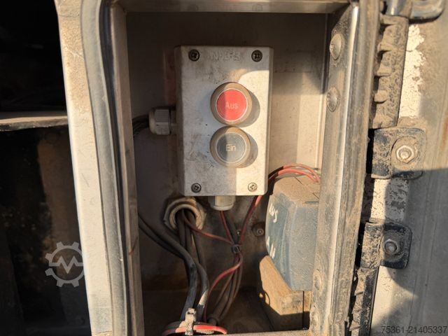 Semirremolque de plataforma baja  Wiese Gabel Stapler Transport Tieflader WINDE