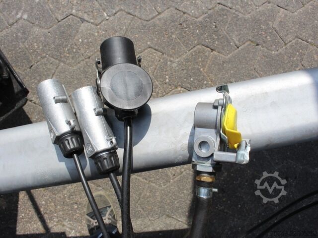Remolque de plataforma baja fliegl TPS 118 Plattform 6.2m! mit Rampen NEU