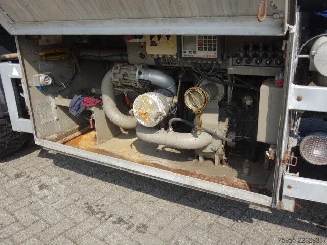 Tank Scania P124-420 19000 LITER DIESELTANK,AIRCO,INTARDER,...