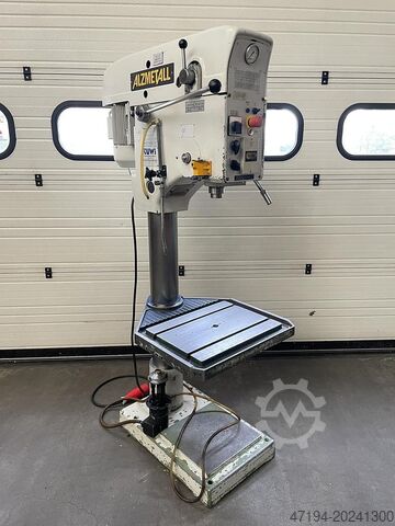 Trapano a colonna Alzmetall AB35/S