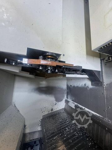 CNC megmunkálóközpont - függőleges DECKEL MAHO DMC 835 V