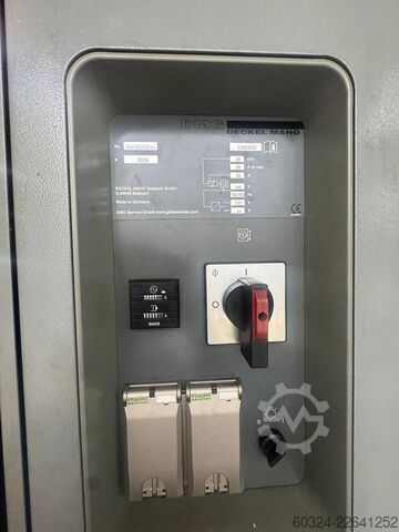 CNC megmunkálóközpont - függőleges DECKEL MAHO DMC 835 V