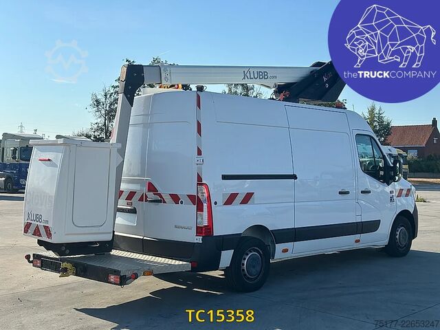 Zvedací plošina Renault Master 145.35 klubb