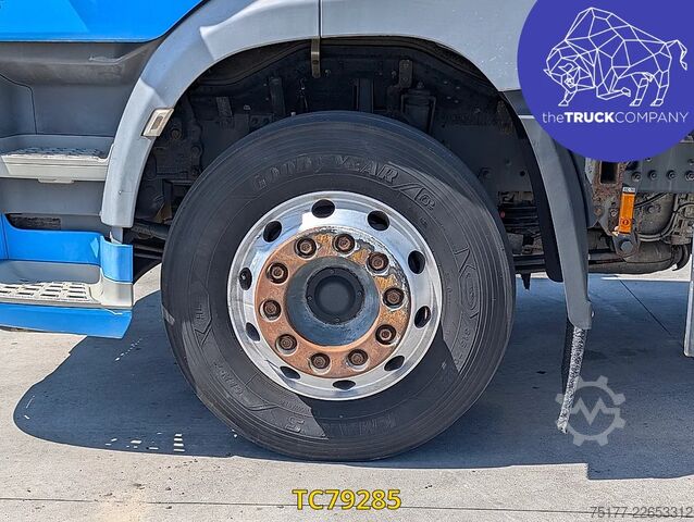Standard-SZM DAF CF 85 440