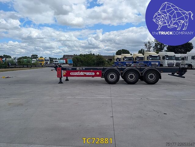 Containertransport Vanhool 40/45'