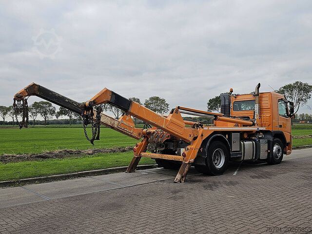Containertransport (portaalarmsysteem) VOLVO FM 330