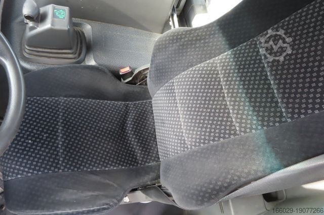 Ladbil med lad MERCEDES-BENZ Axor 1833 L - Glastransporter Kran Palfinger