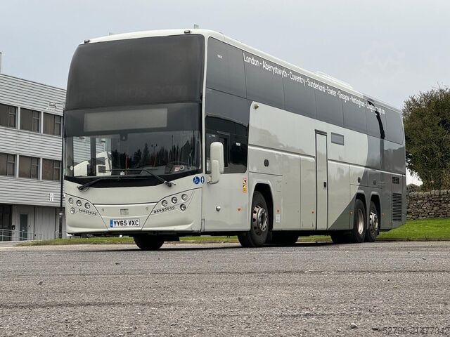 74 férőhelyes, bal kormányos autóbusz Volvo B11R Plaxton Elite i