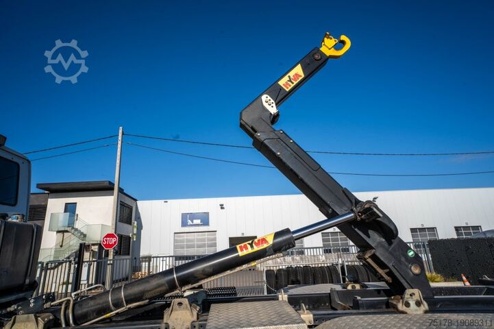 System för krokarm IVECO X-WAY 460 - HYVA  - 91000 KM