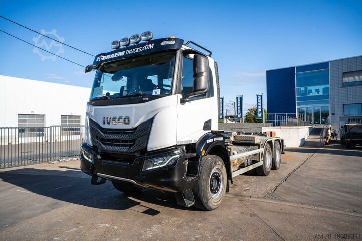 System för krokarm IVECO X-WAY 460 - HYVA  - 91000 KM