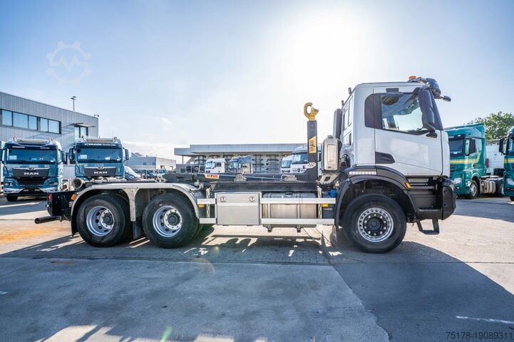 System för krokarm IVECO X-WAY 460 - HYVA  - 91000 KM