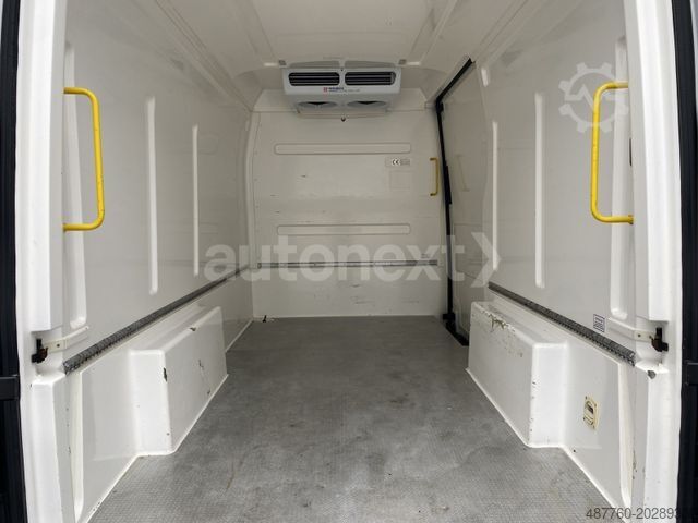 Koelwagen met geïsoleerde laadbak VOLKSWAGEN Crafter 35 *Frischdienst Konvekta* AHK 3,0t (238