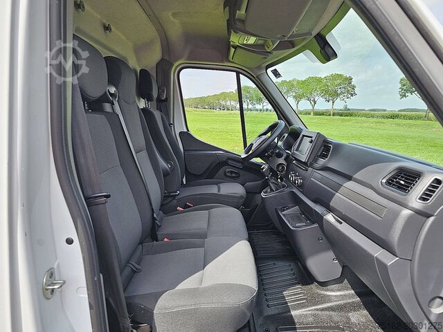 Hochdachkombi RENAULT MASTER 2.3 DCI 150 DC L3H2