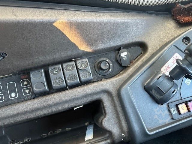 Távolsági autóbusz IVECO Crossway MIDI  380 PS KLIMA EEV ATM ATG  SFR 160