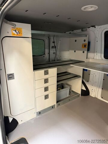 Duba panelată MERCEDES-BENZ Vito 114 Mixto 4 Matic Lang AC STHZ PDC 1.HAND