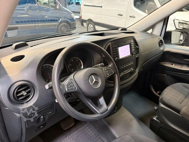 Duba panelată MERCEDES-BENZ Vito 114 Mixto 4 Matic Lang AC STHZ PDC 1.HAND
