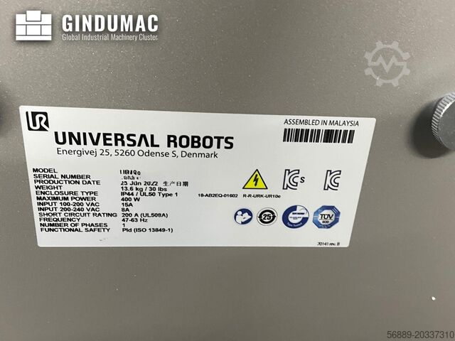 Kolaborativni robot Universal Robots UR10