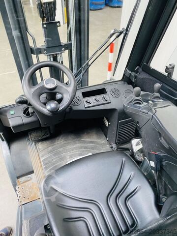 LPG-vorkheftruck Linde H 25 T-02 EVO Triplex Kabine STVO ZVG