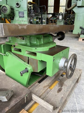 Fraiseuse MAHO 700