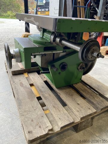 Fraiseuse MAHO 700