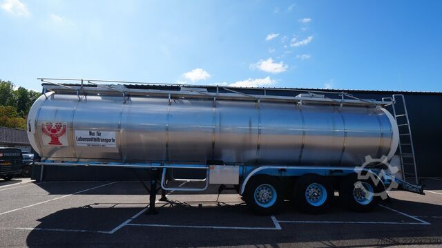 Autocisterna per alimenti Pacton 3 axle food tank trailer 30.000ltr