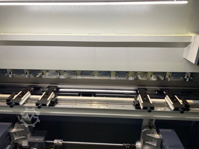 ABKANTPRESSE Dener Abkantpresse XL30220